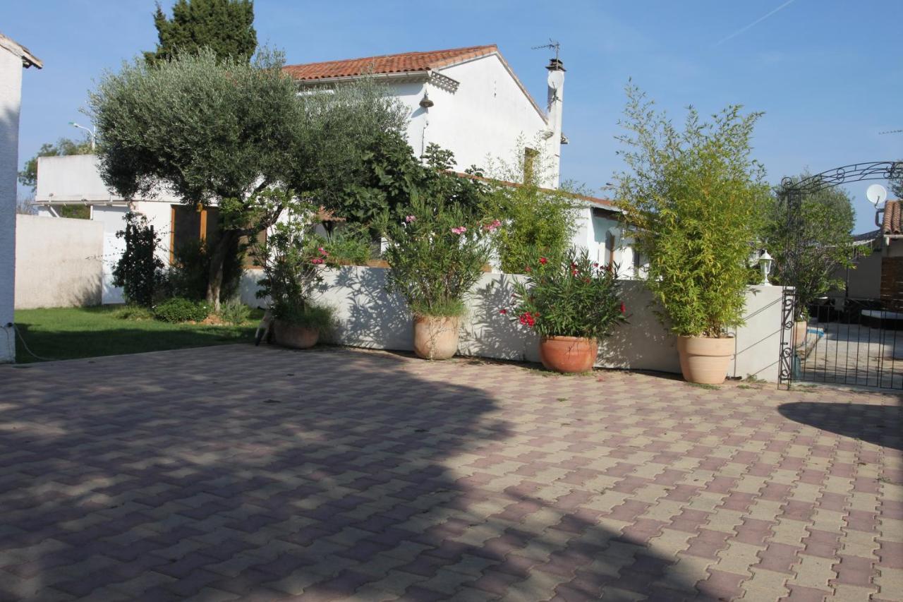فاوفيرت Site Machambreencamargue المظهر الخارجي الصورة